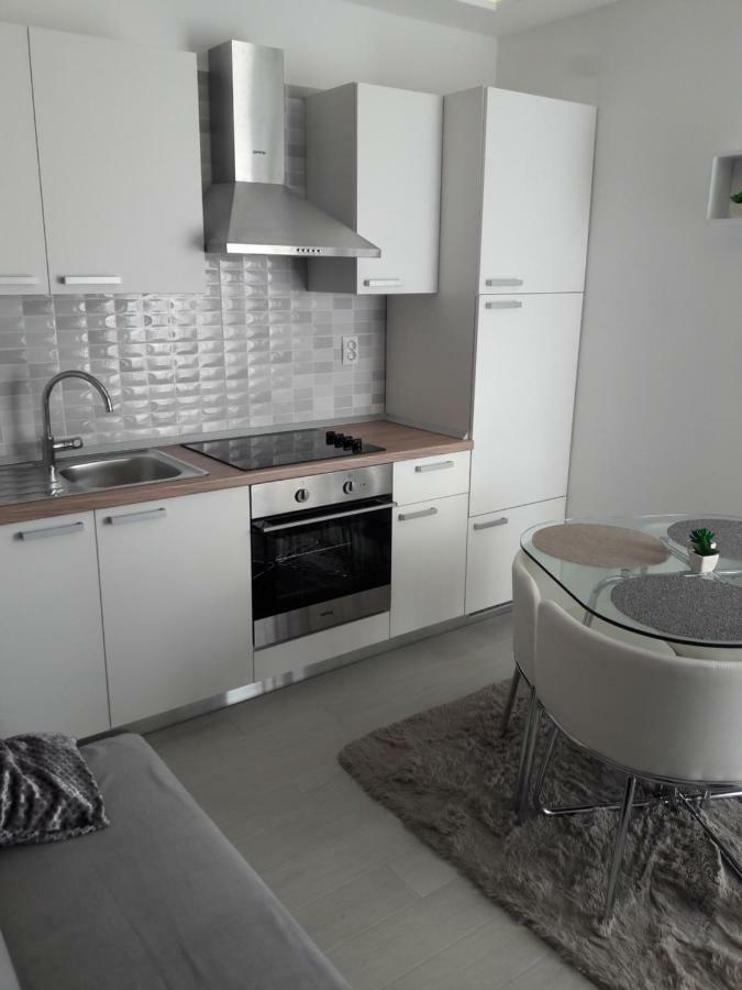 New Apartment Dany With Parking For Two Split Exterior photo